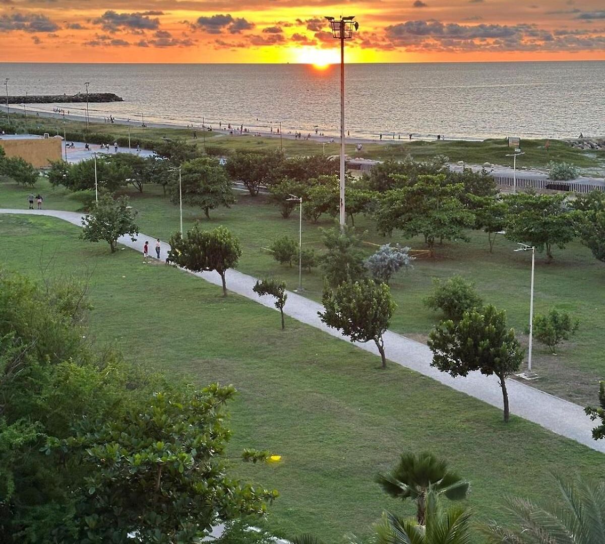 Apartamento - Sea View - Airport 5 Min *