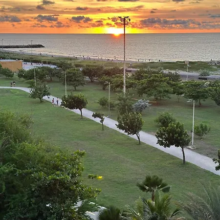 Apartamento - Sea View - Airport 5 Min *
