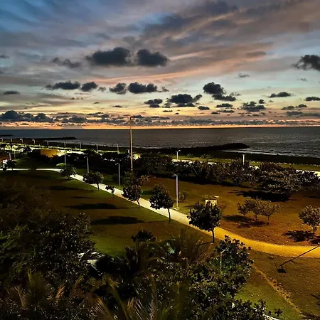 - Sea View - Airport 5 Min Apartamento *